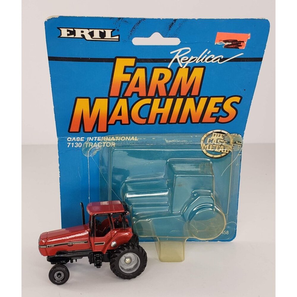 Ertl Case International 7130 Tractor Diecast Model 1/64 Scale Farm Machines